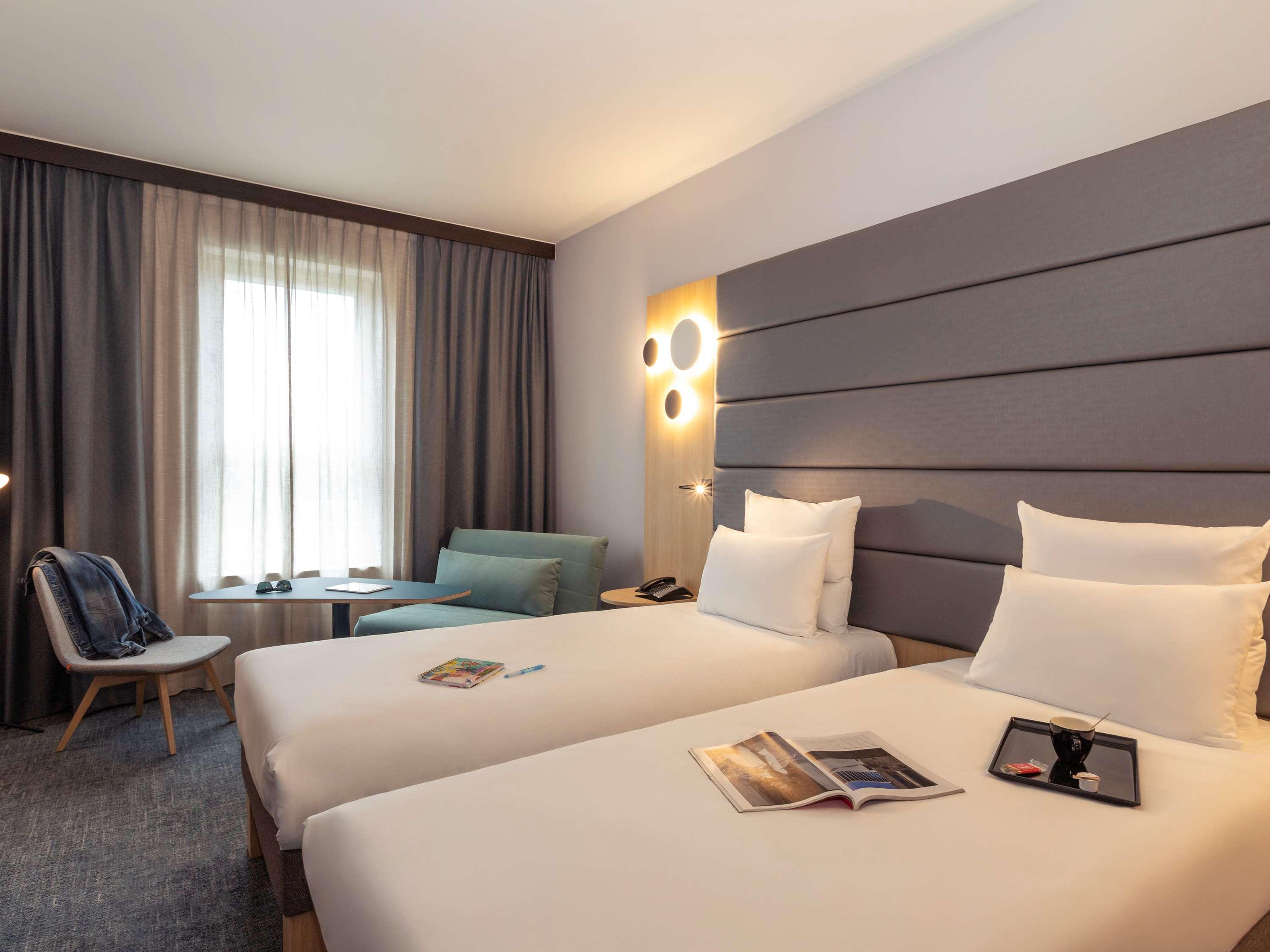 Novotel Brussels Centre Midi Saint-Gilles Ngoại thất bức ảnh