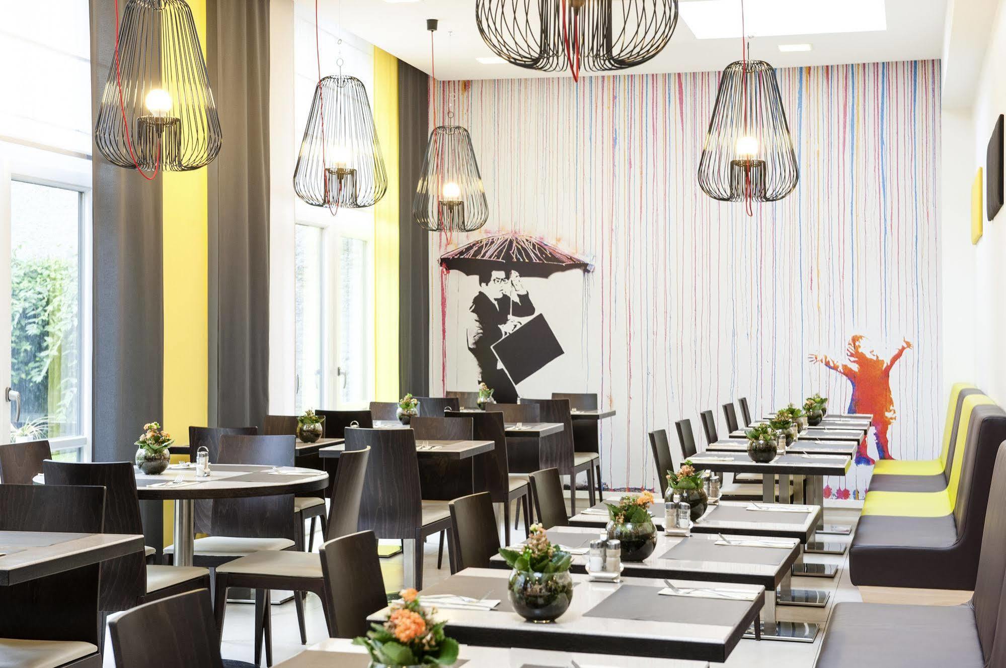 Novotel Brussels Centre Midi Saint-Gilles Ngoại thất bức ảnh