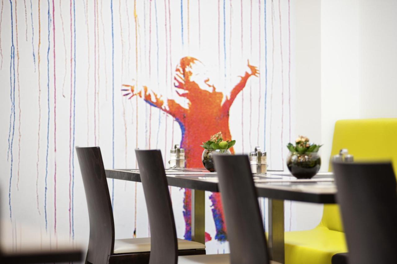 Novotel Brussels Centre Midi Saint-Gilles Ngoại thất bức ảnh
